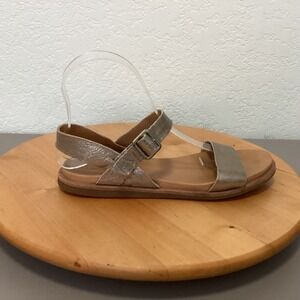 Kork-Ease Flat Sandals Womens Size 7 Metallic Pewter Leather Strappy Buckle